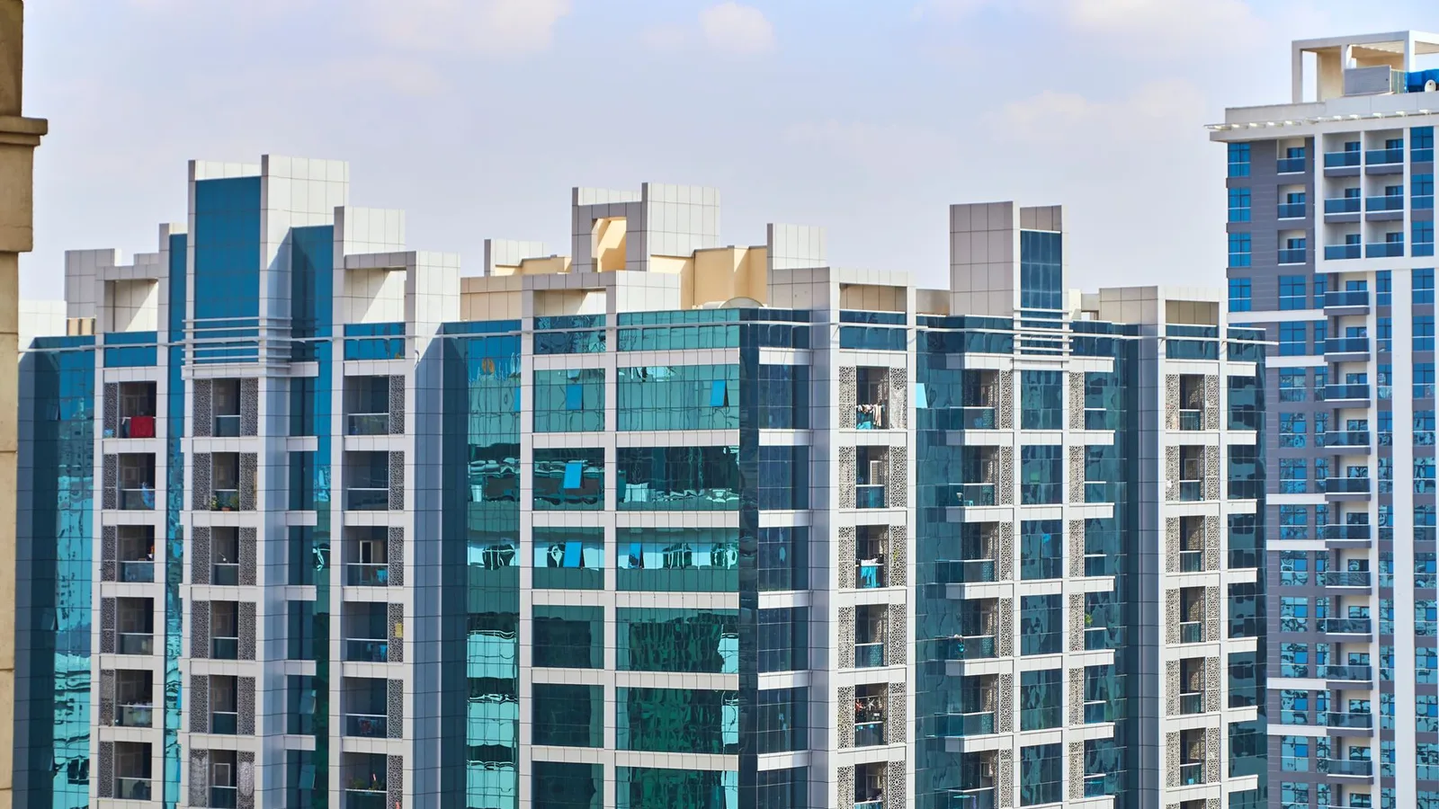Actualidad del mercado inmobiliario sobre viviendas suntuarias alquiler decreto octubre 2026