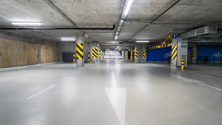 Qué comprobar en un garaje comunitario antes de comprar una plaza