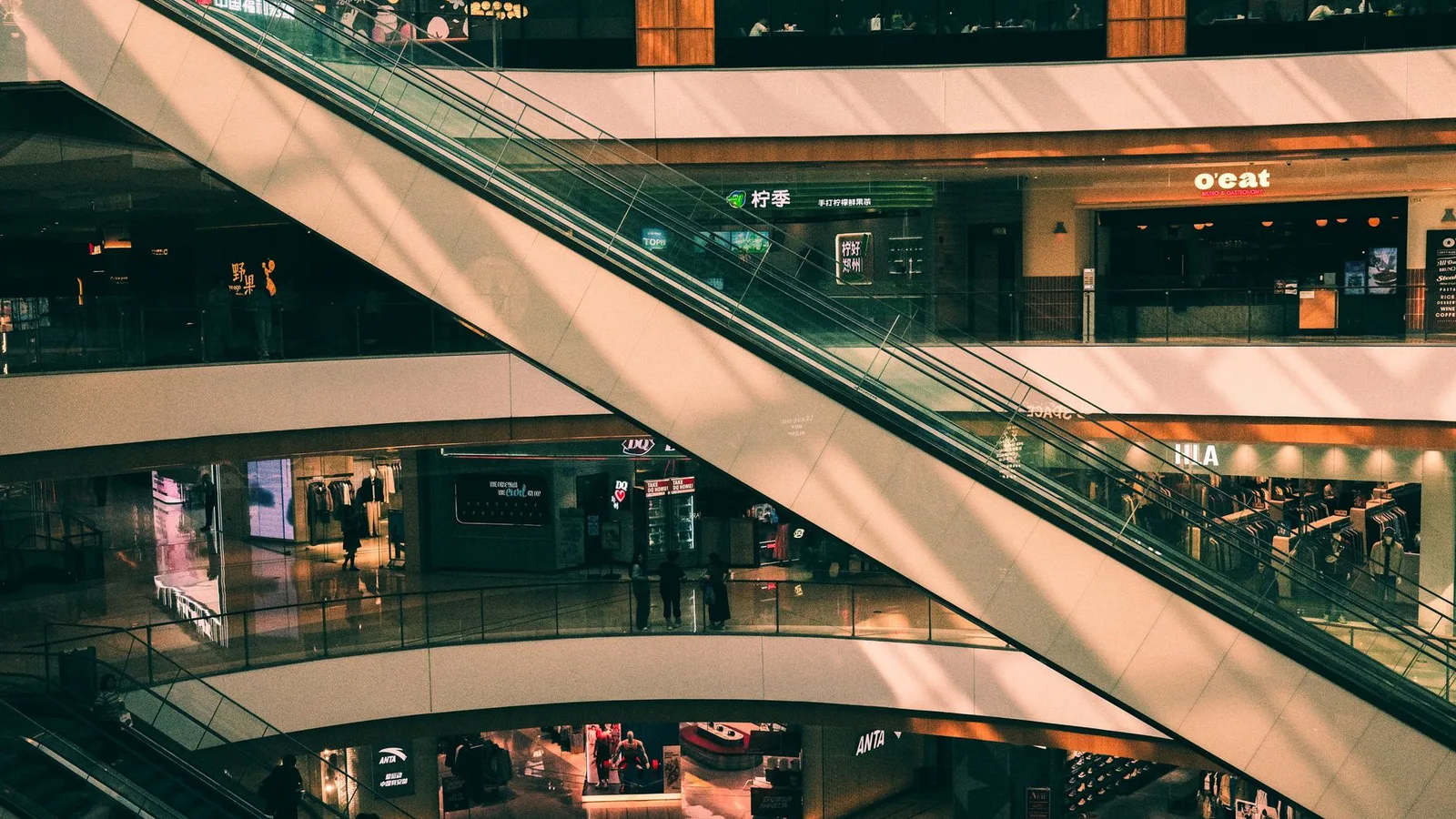 Nuevo centro comercial de gran formato